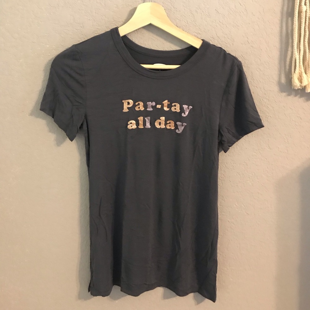 Grey graphic tee